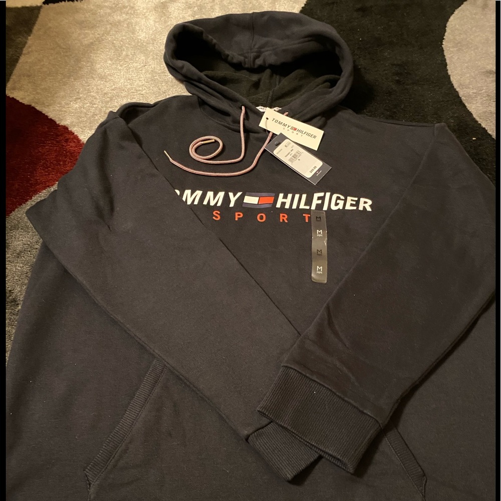 Tommy Hilfiger hoodie size M